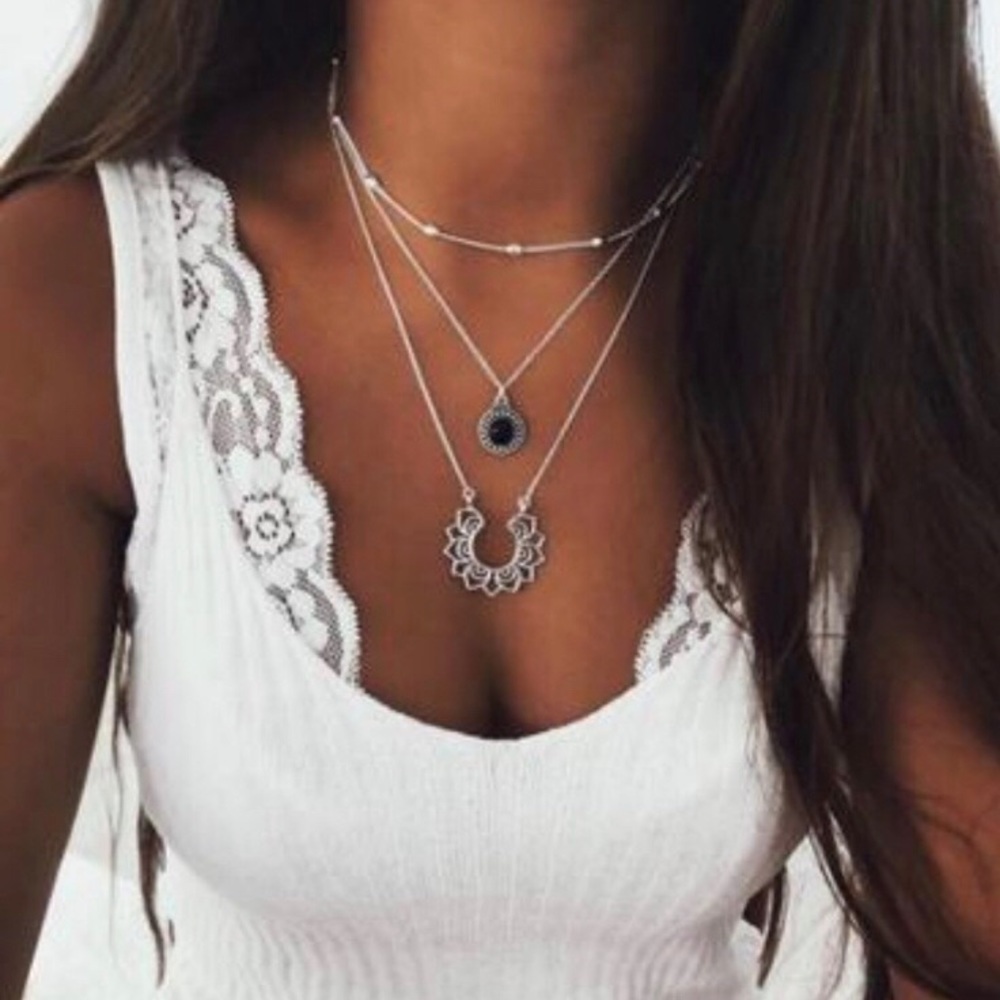 Beautiful layered choker necklace - Picture 4 of 4